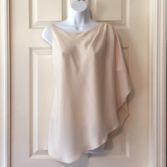 Seriously flirty: *NEW* BCBG draped top - Picture 1 of 5